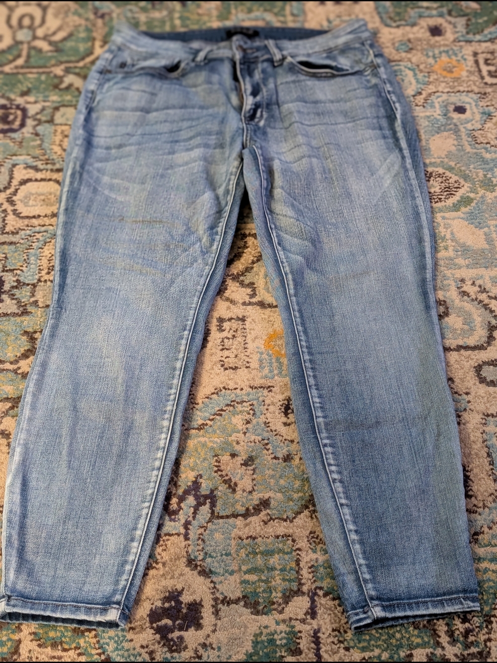 Judy Blue Light Blue Faded Denim Jeans